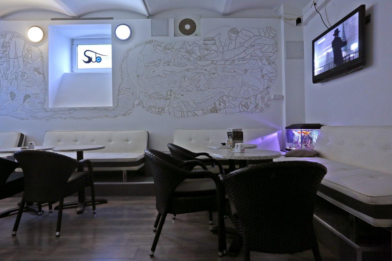 Subspace Hostel Zagreb Extérieur photo